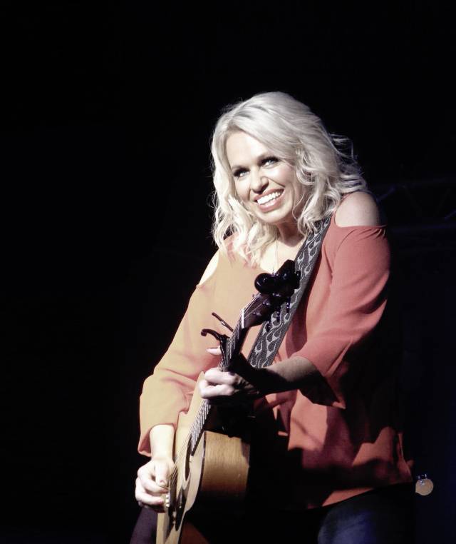 Beccy Cole pumped for Port Augusta
