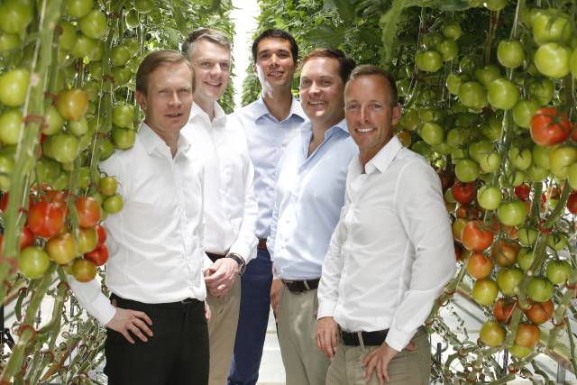 Global hopes for Sundrop greenhouse