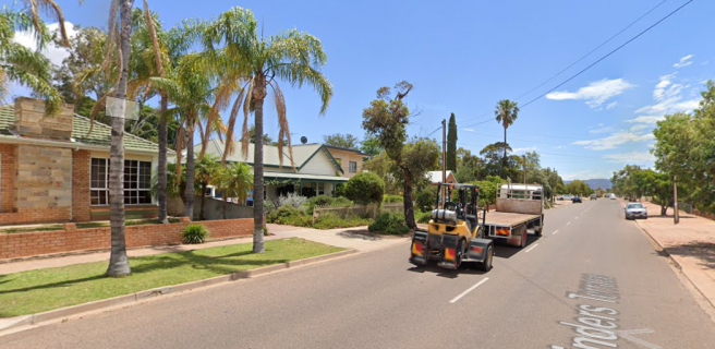 Council address flooding on Flinders Terrace