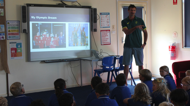 Olympians to visit schools