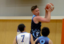 Titans grab win over Eagles