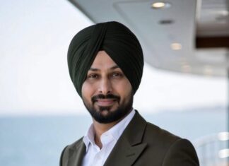 Sunny Singh bids for Giles