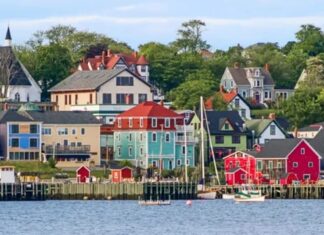 Cruise North America