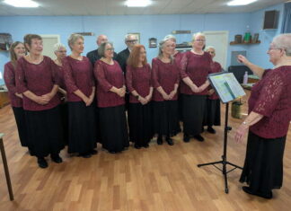 Singers honour war history