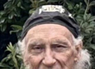 Police search dor missing men